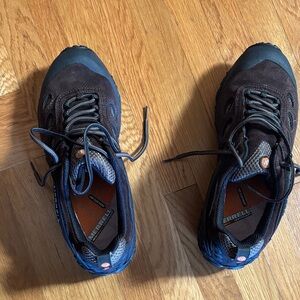 Merrell Men's Black and Navy Continuum Gore-Tex with Vibram sole-size 11.